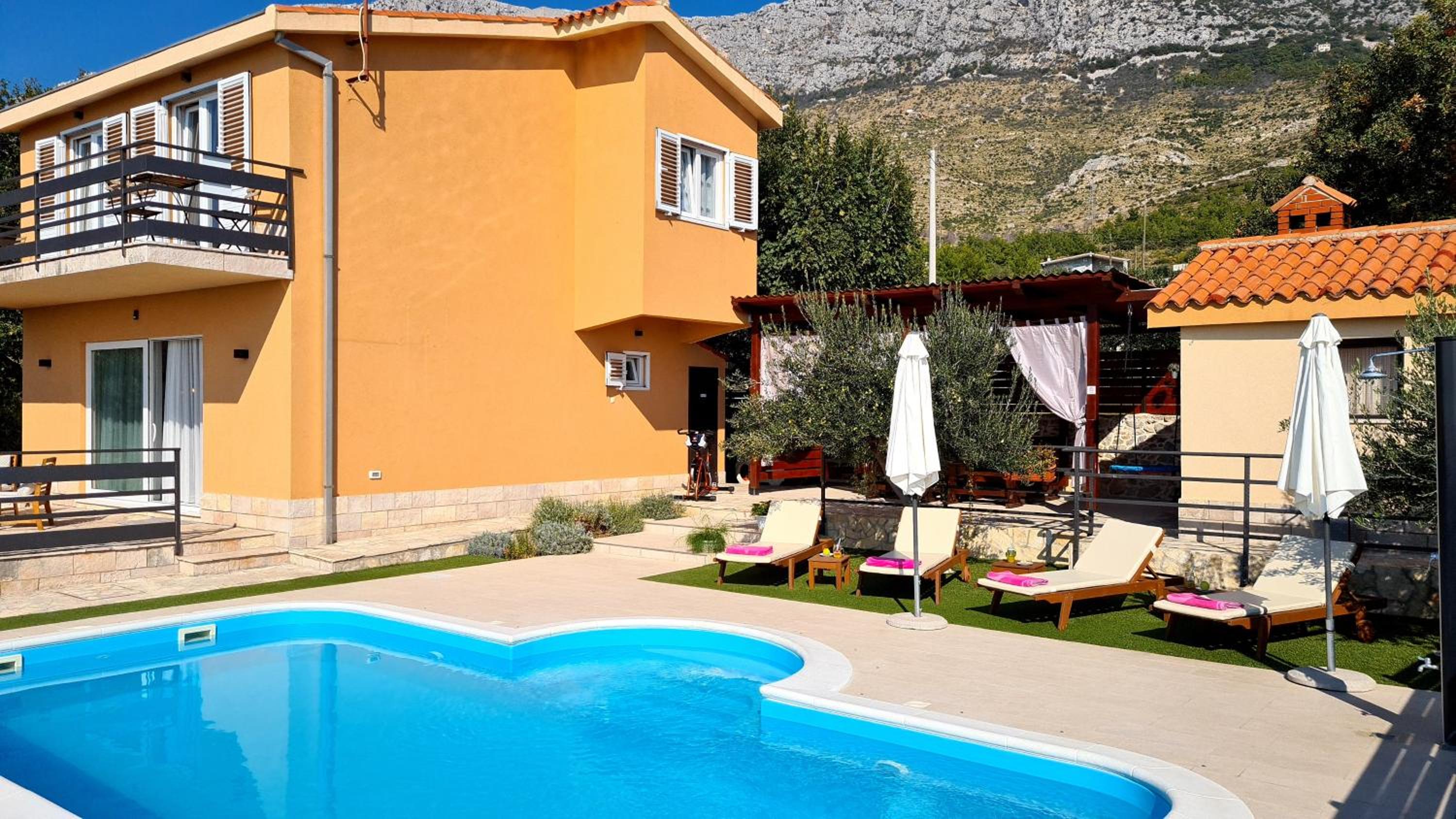 Holiday home Magic view with private heated pool view 5