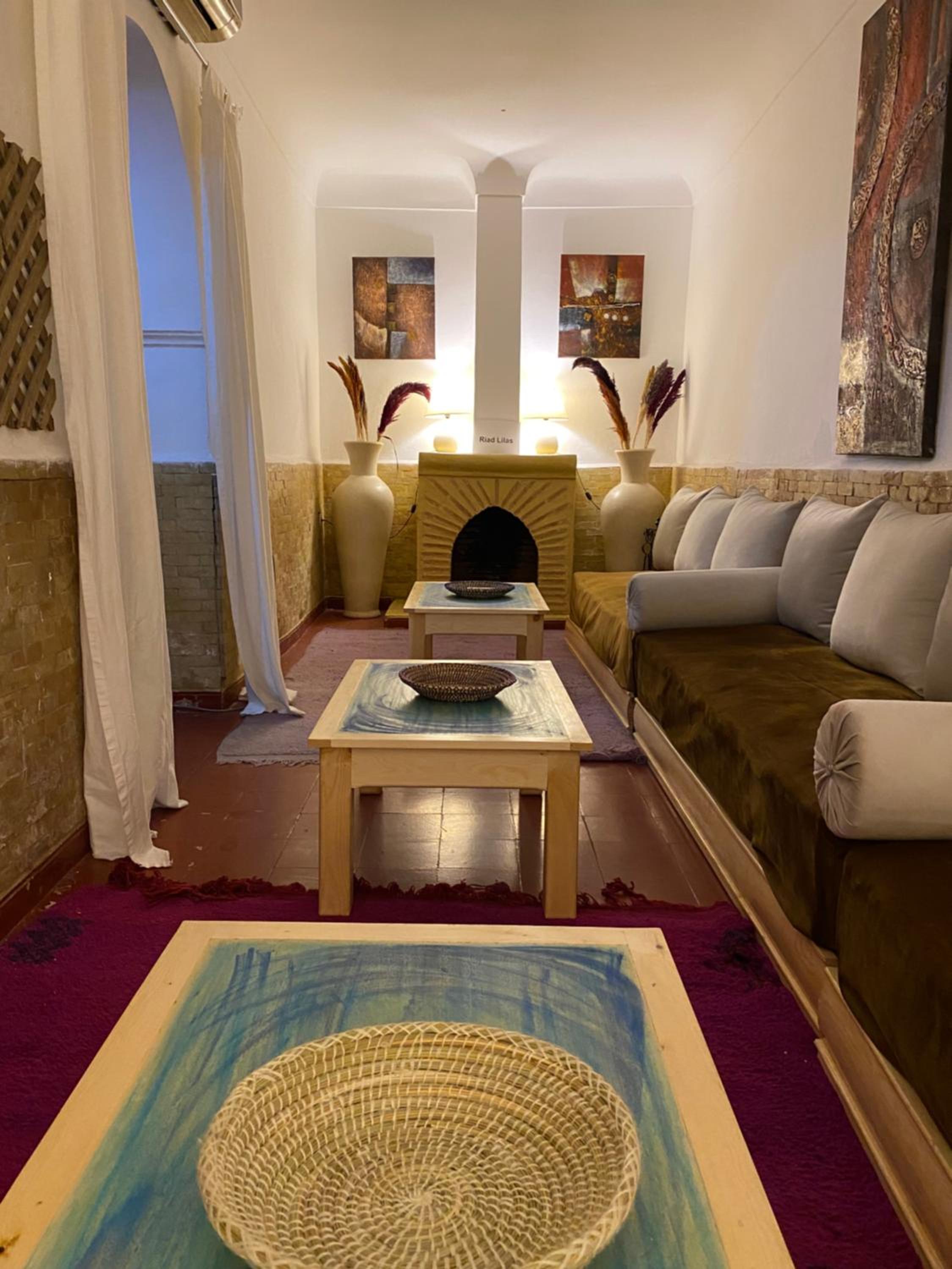 lounge