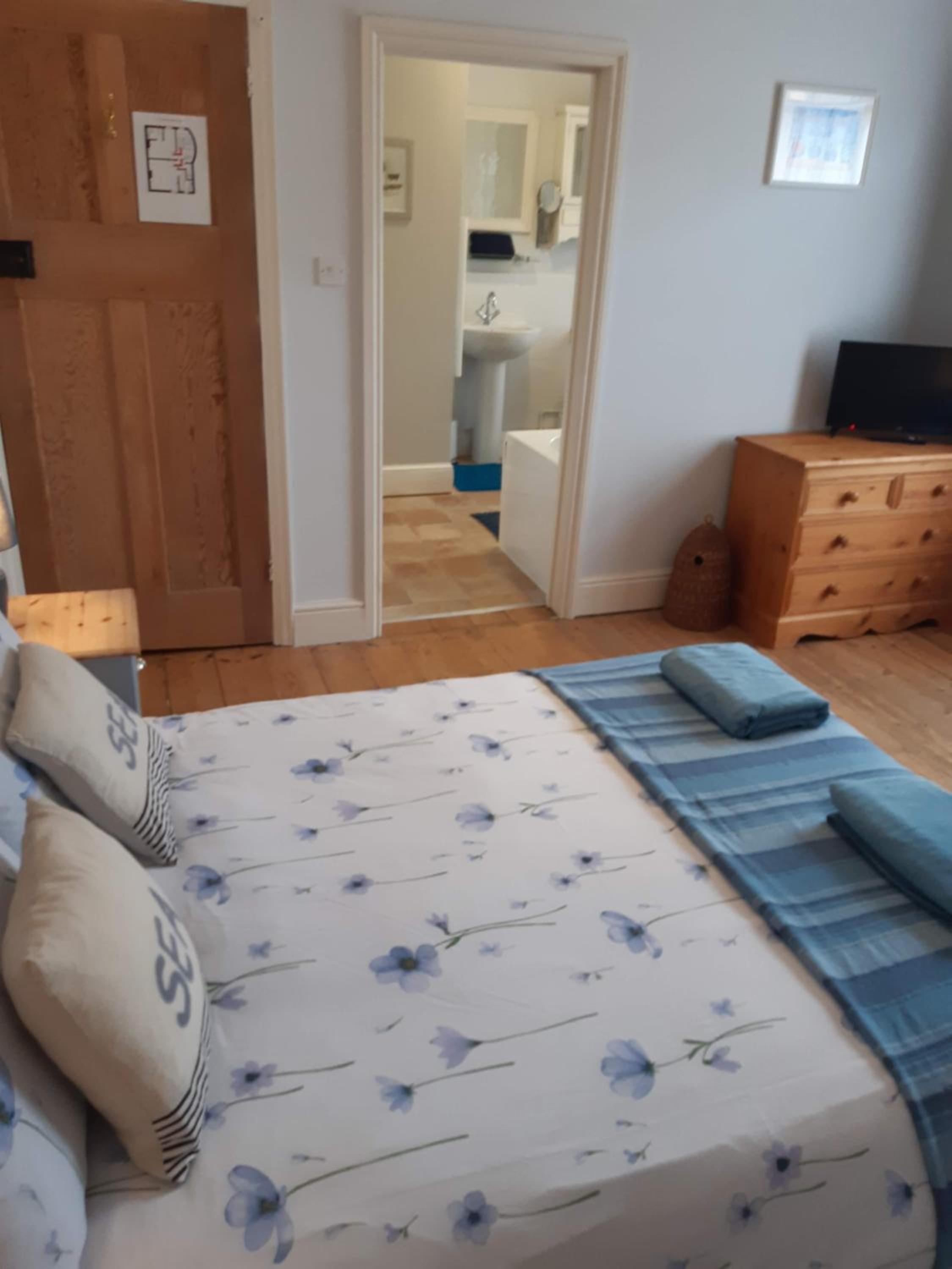 The Nautical Nest in the heart of Dartmouth view 2