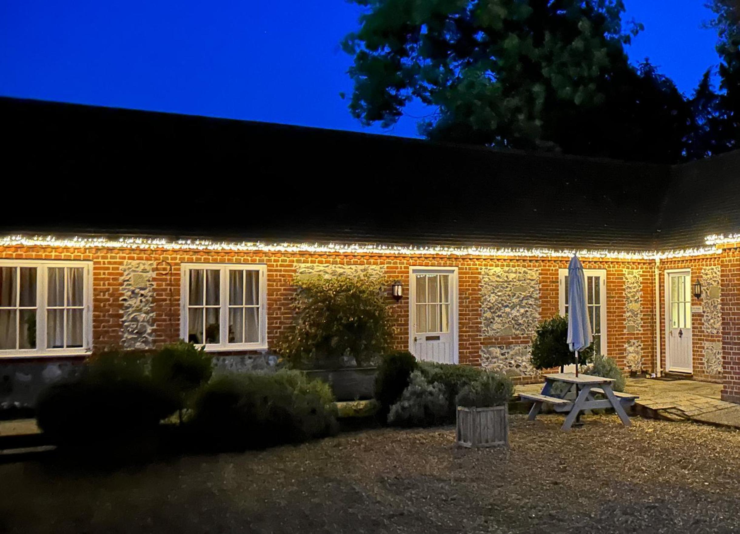 Stonehenge Cottages
