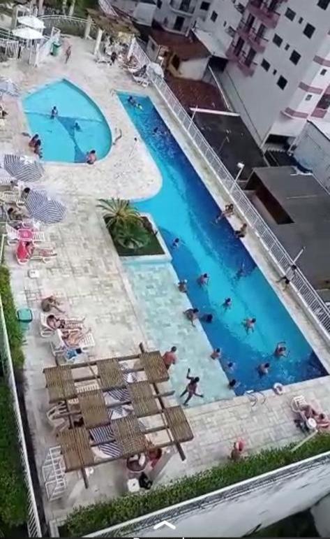 BELO APARTAMENTO - PRAIA GRANDE PERTINHO da PRAIA
