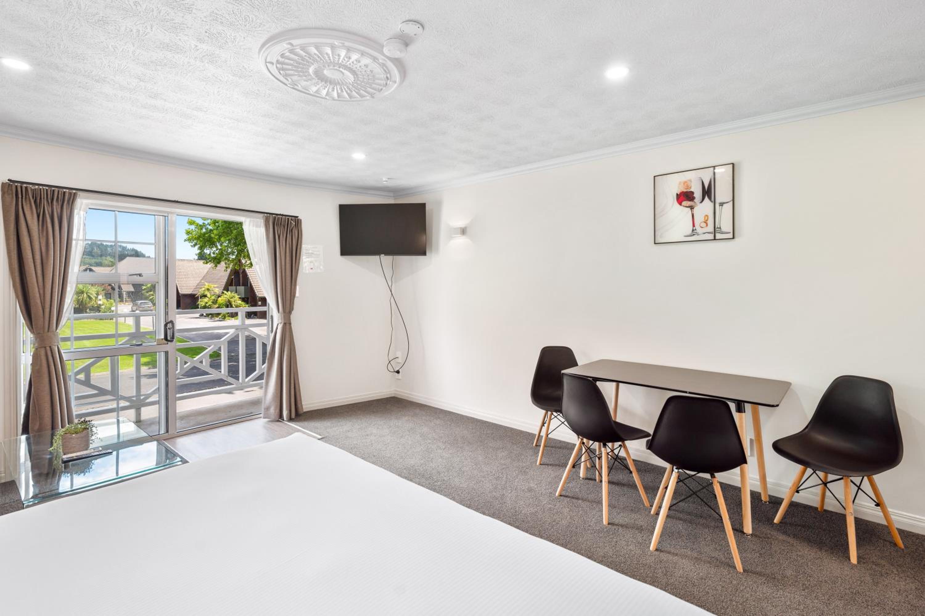 Ashleigh Court Motel