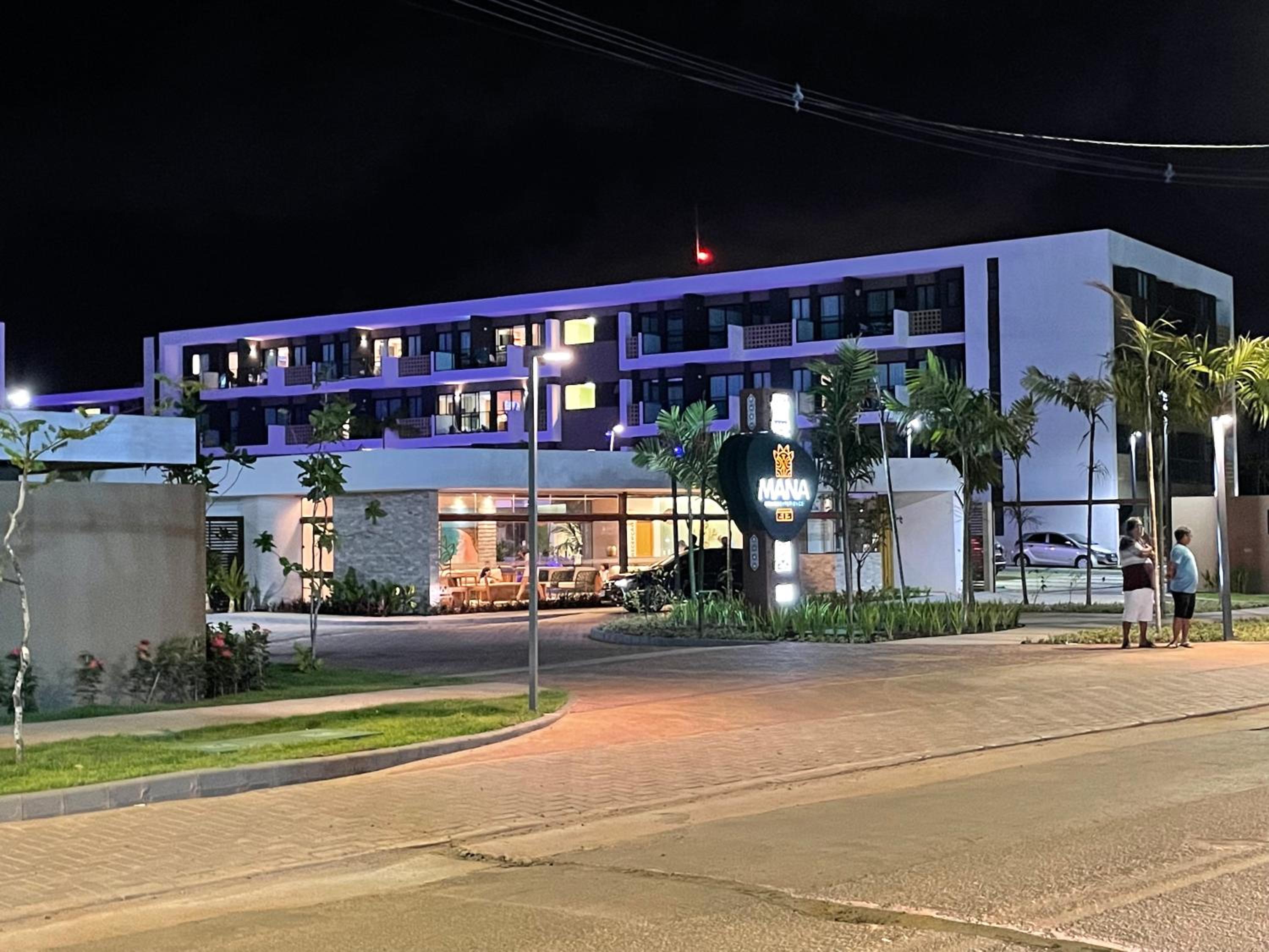 Flat ESTUDIO de LUXO - Praia de Muro Alto - Piscinas - Ideal para CASAIS, famílias com crianças - ap COMPLETO - AR COND, WI FI, NETFLIX, ESTACIONAMENTO - 4
