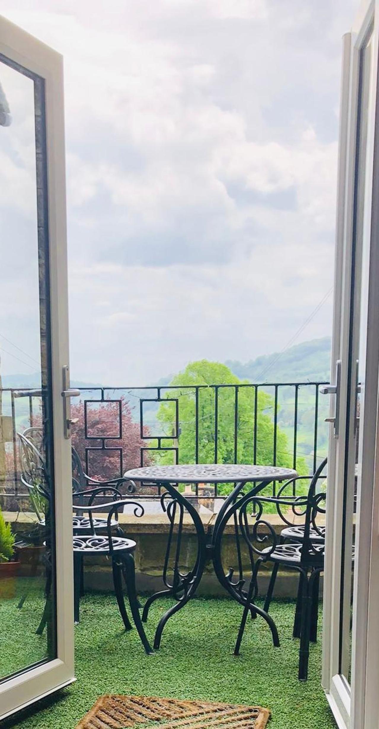 Hilltop House is a welcoming 2 bedroom property view 3