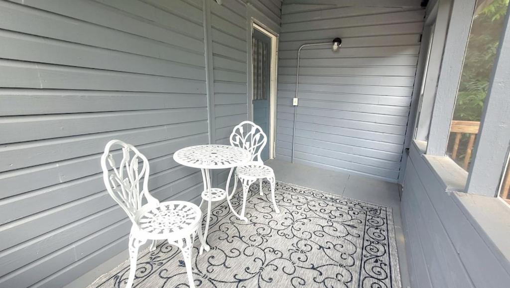 Charming 2 Bedroom 1 Bath Farm Style House