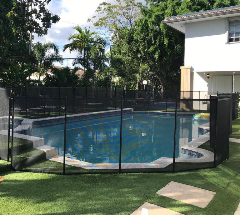 Grand Home Jacuzzi, Heated Pool, Games, BB Court L20