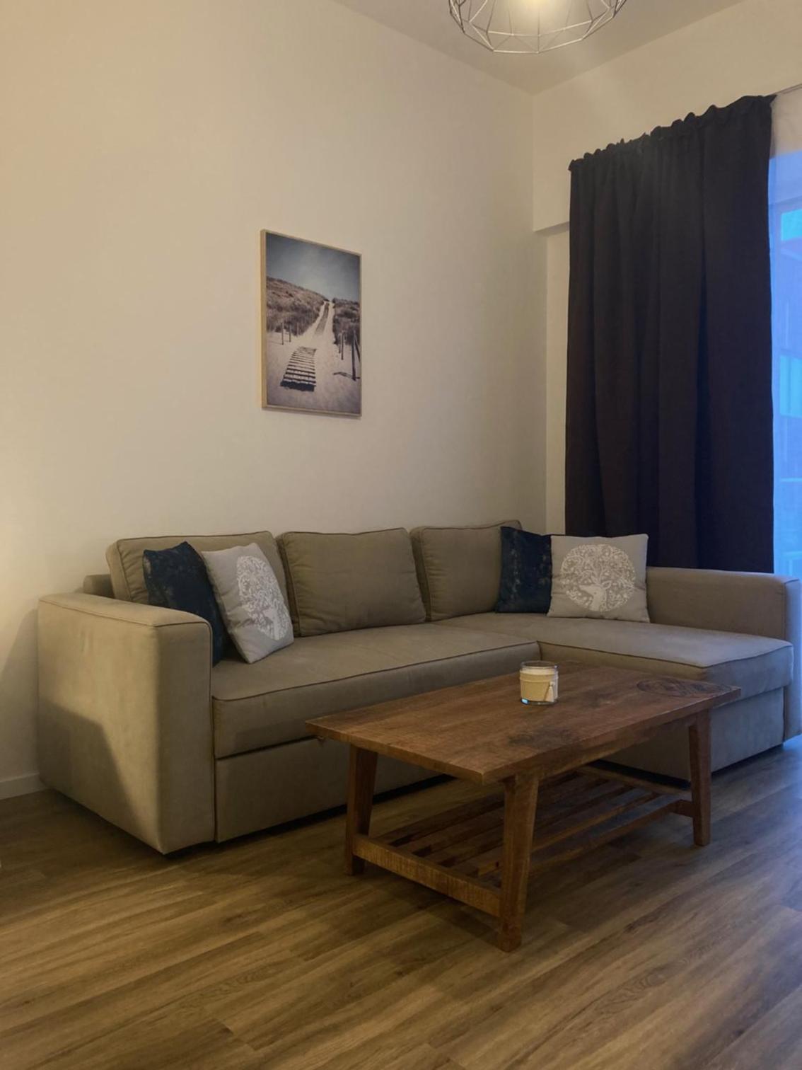 Komfortný apartmán A407 v centre NR - Parkovanie zdarma - Bez kuchyne