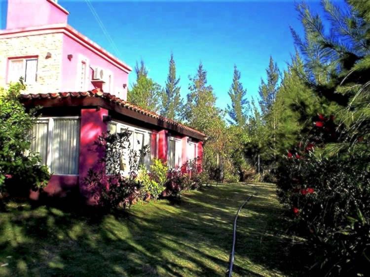 Hotel y Casa de Campo Oasis Campero - Ezeiza Aeropuerto -San Vicente