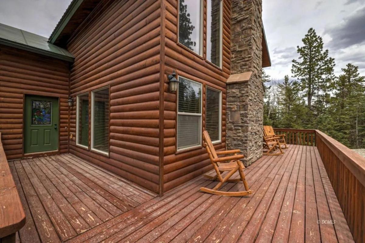The Duck Creek Village Getaway