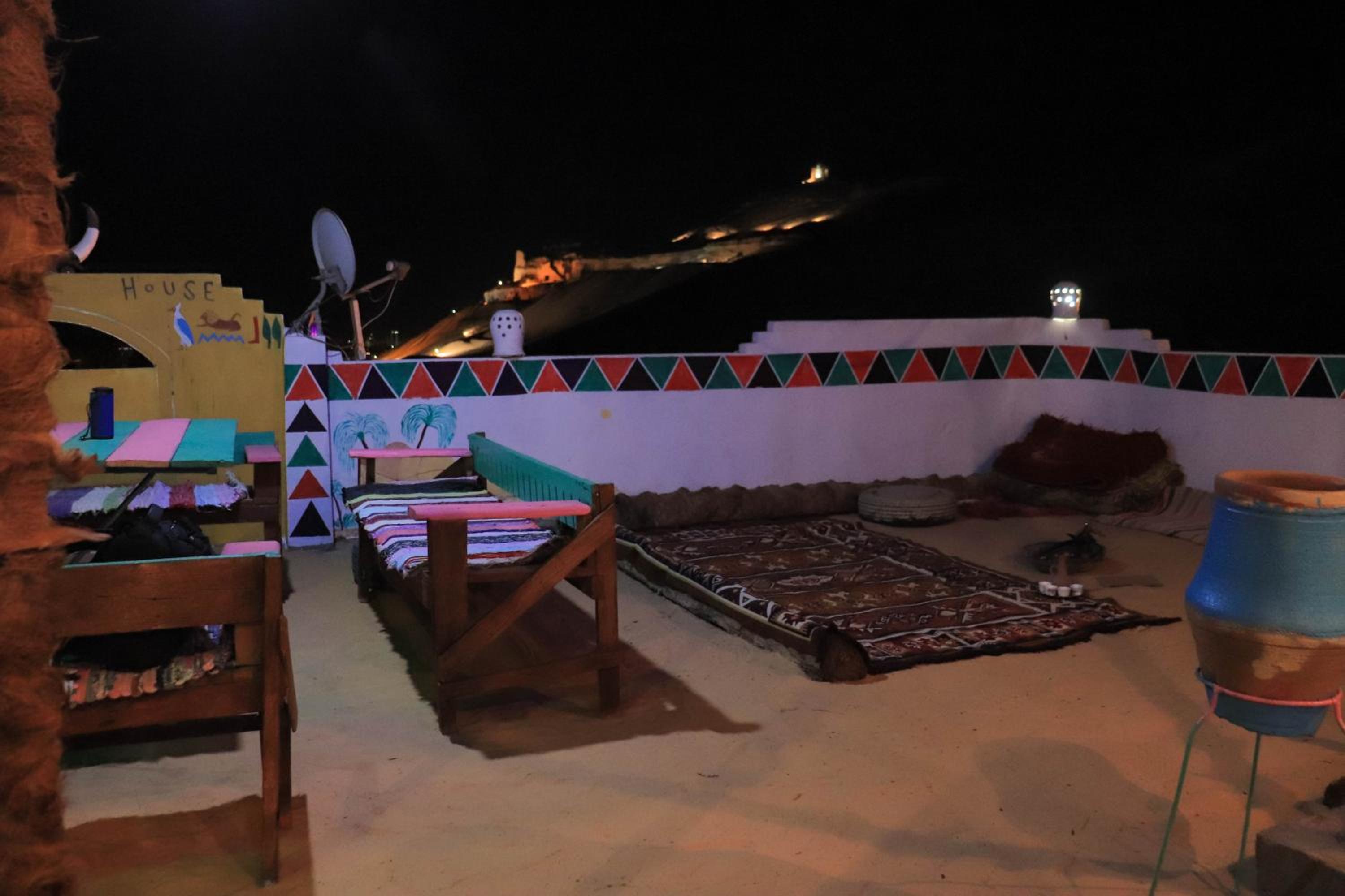Carmah Guest house