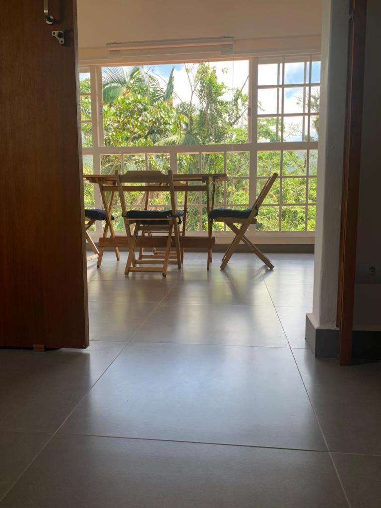 Vila Itamambuca Apto Passarinhos