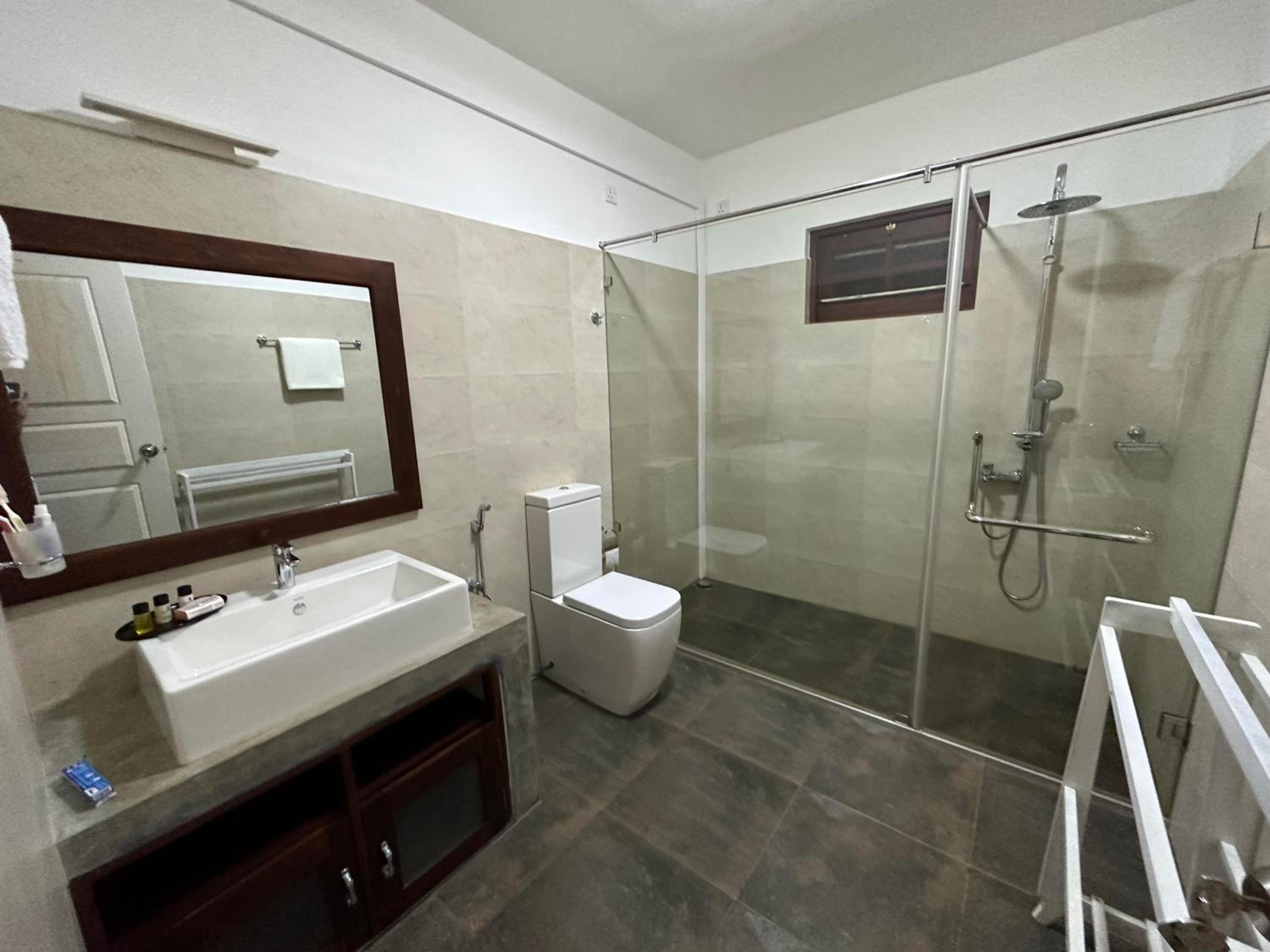 Hummingbird Leisure Villa-Anuradhapura