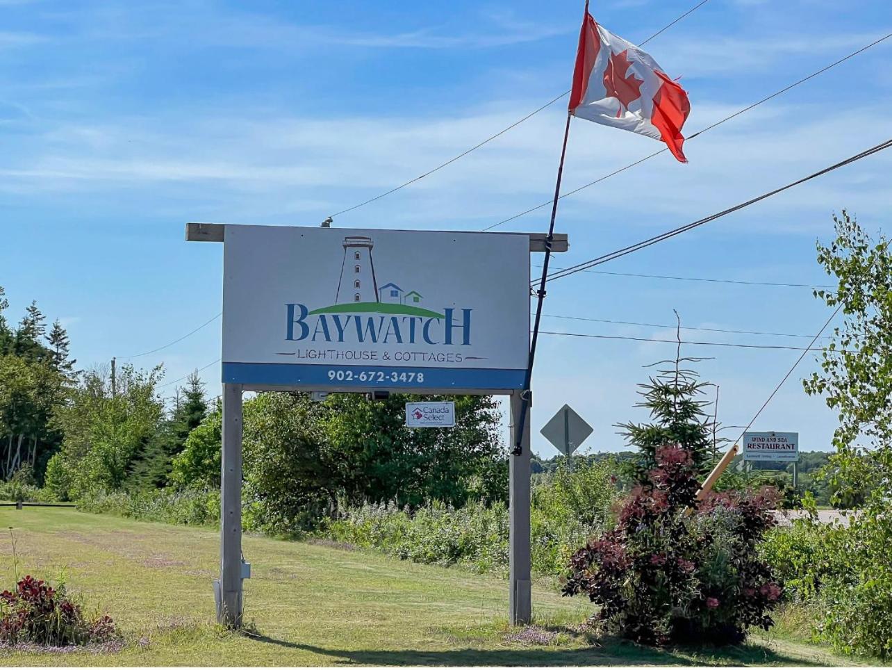 Baywatch Lighthouse Cottages & Motel