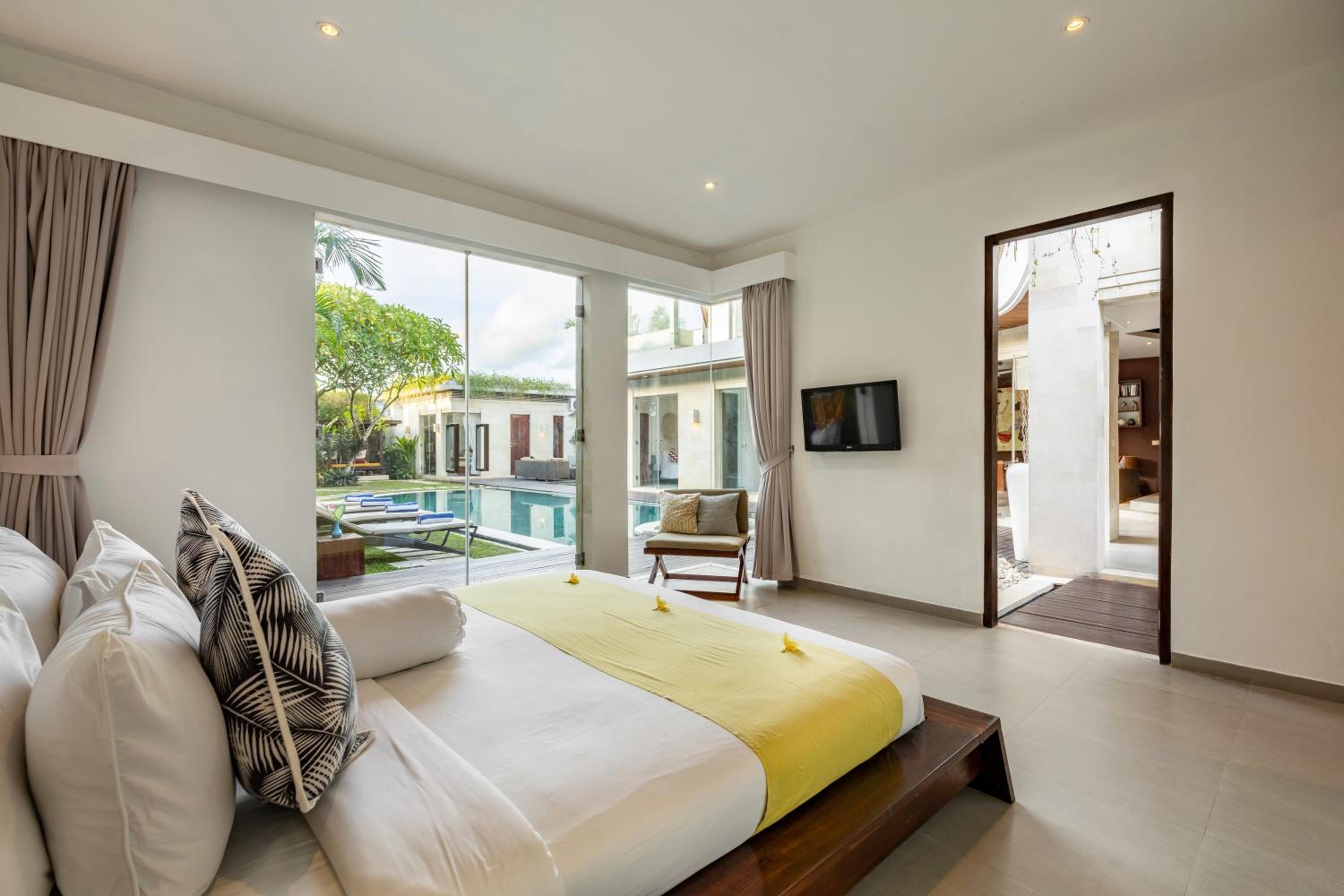Villa Belle Seminyak by Exotic Bali Properties view 5