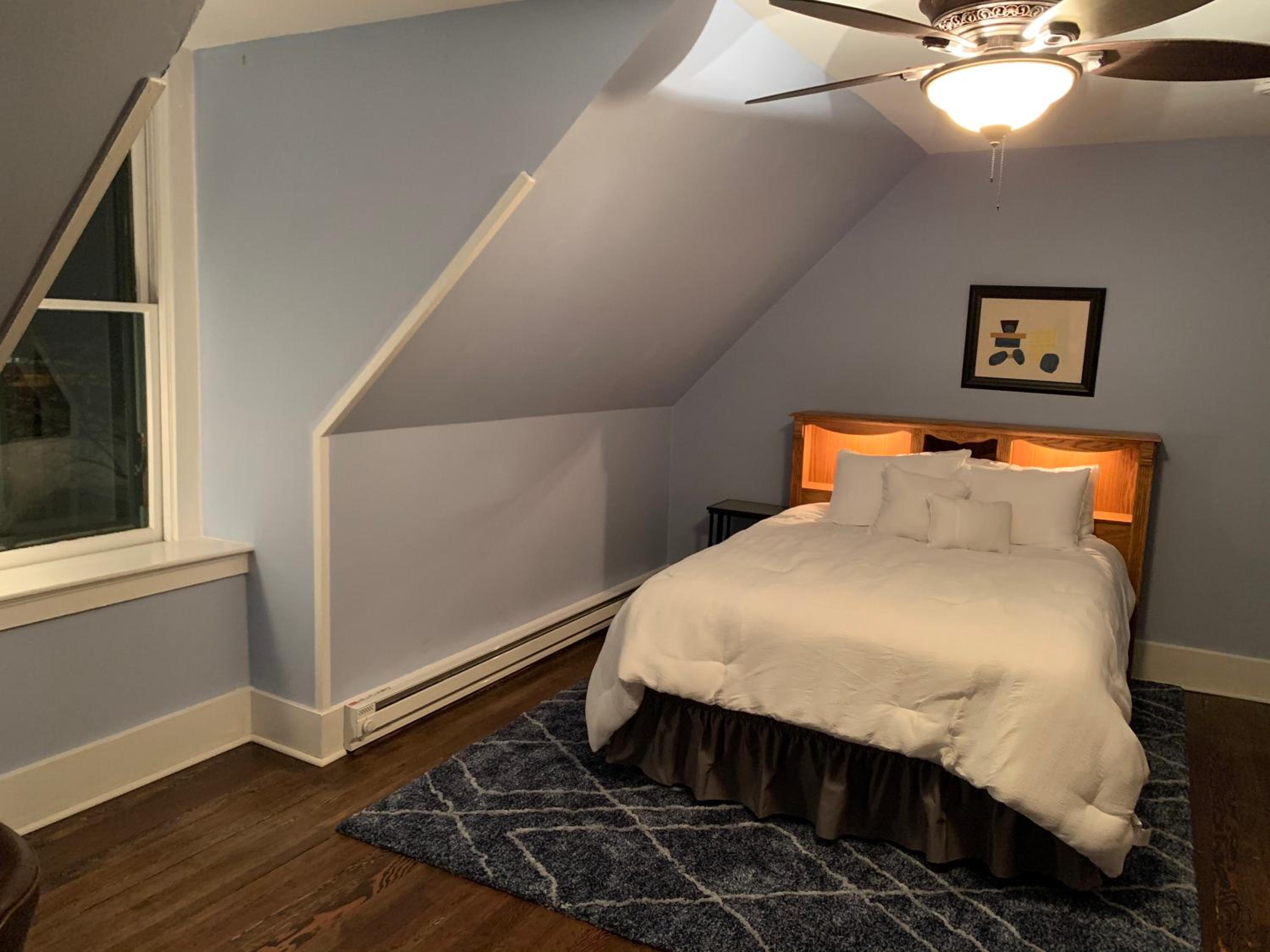 Pope House - Hist. Mansion - The Wild(e) Suite view 3