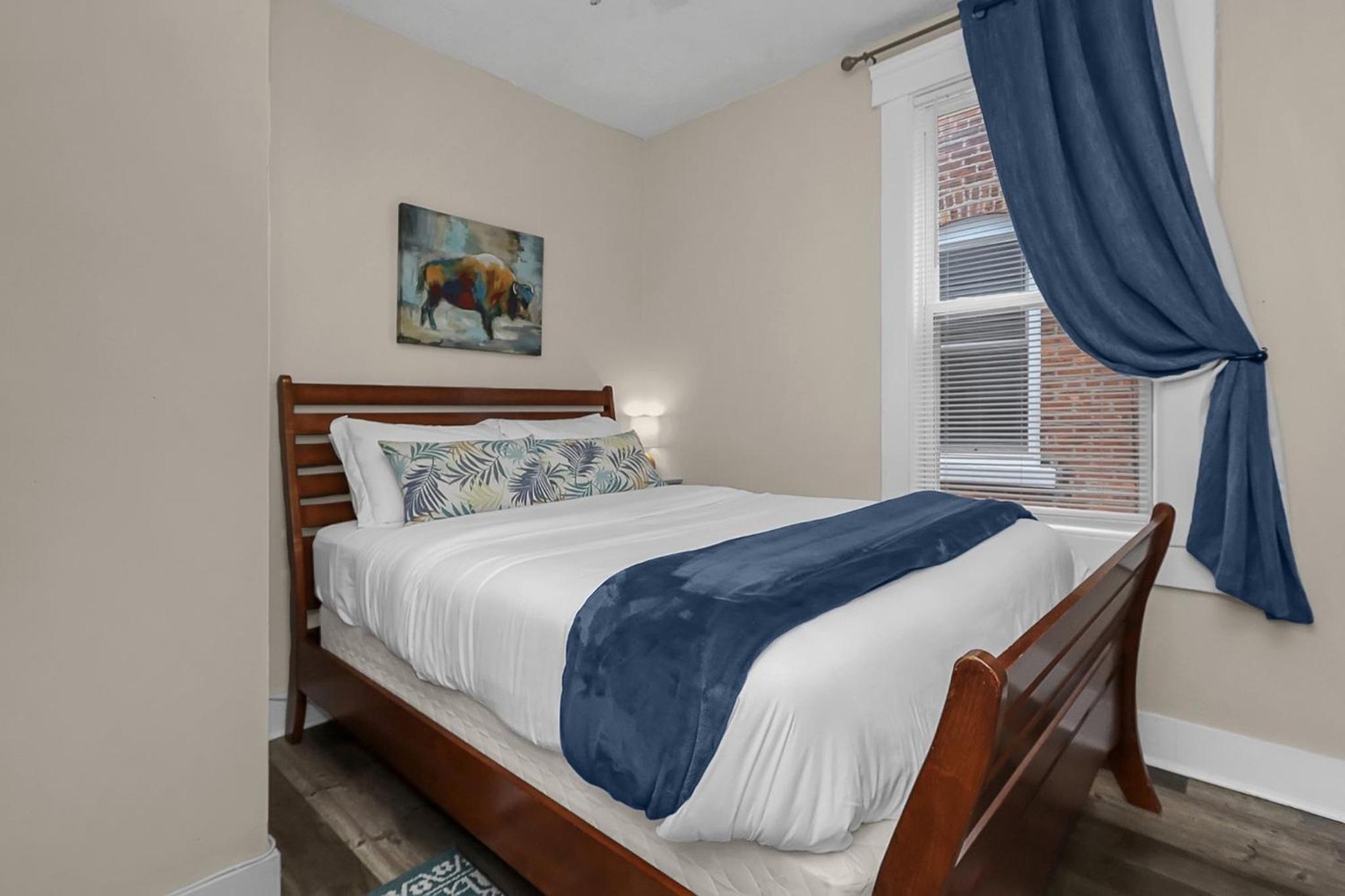 Modern 2BR near DT, 8min walk to Park&Conservatory view 2