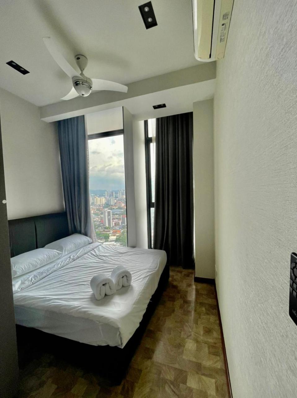 ExpressionZ Suites KLCC by EC