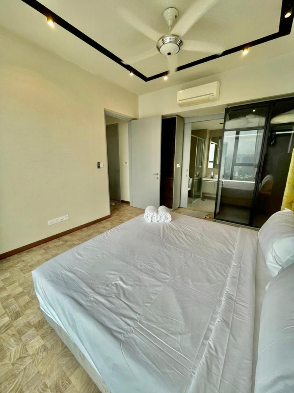 ExpressionZ Suites KLCC by EC
