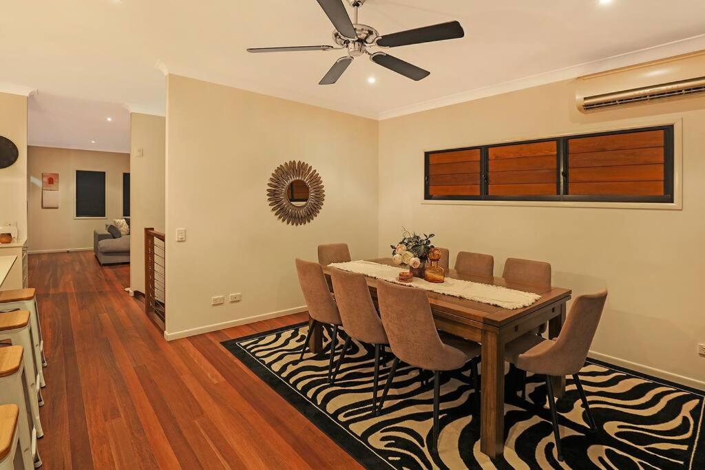 Luxury Holiday Home in Alex - Heated Pool - Pets Allowed