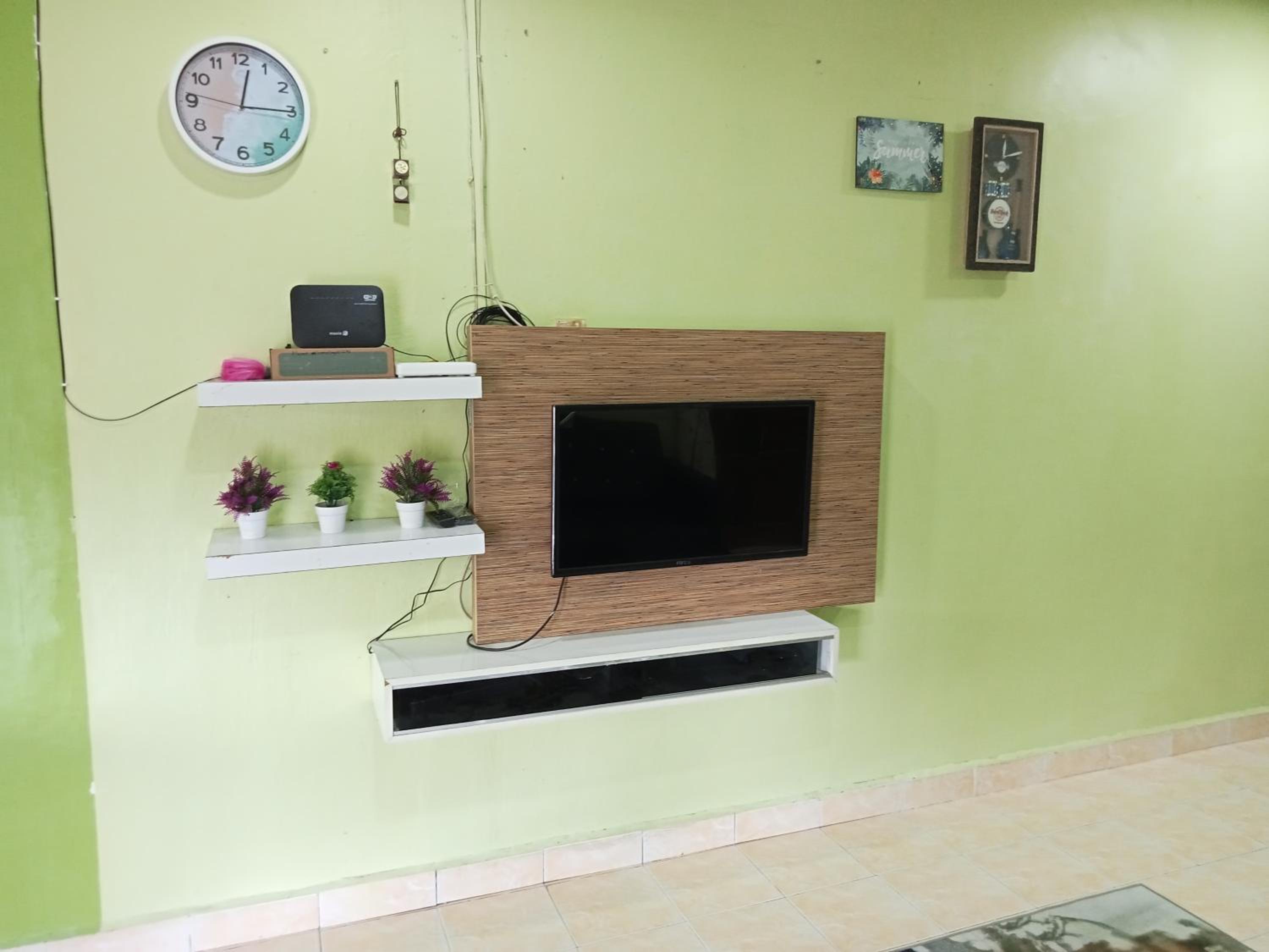 Ali Homestay Desa Permai Bukit Kuang photo 6