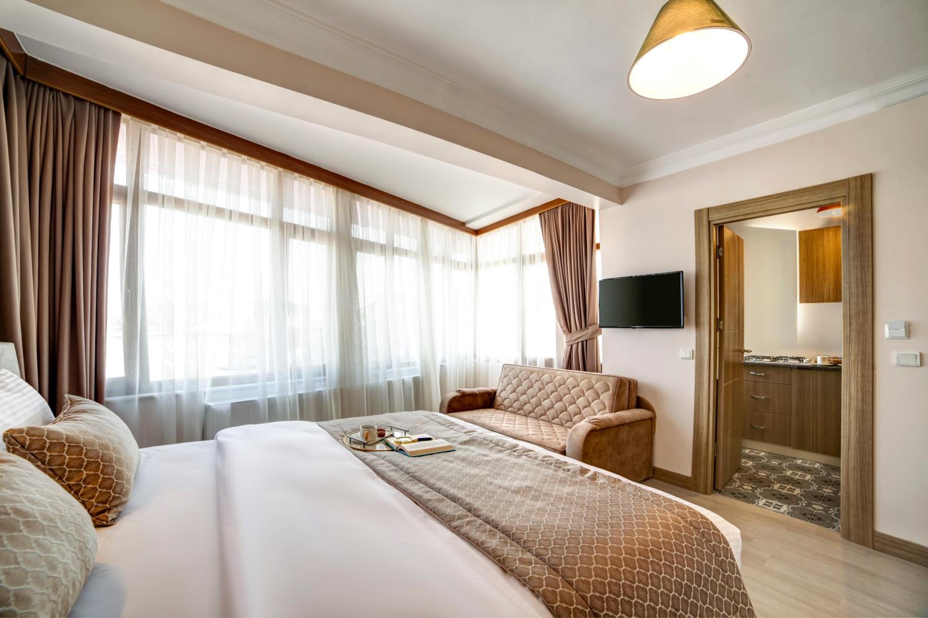 SEVEN ROSES APART OTEL - Image 26