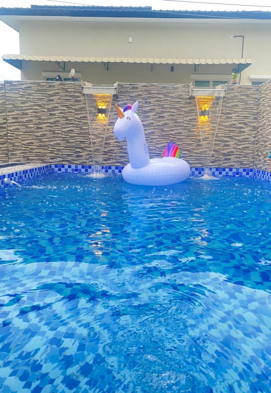 SARASERA HOMESTAY with PRIVATE POOL MELAKA photo 2