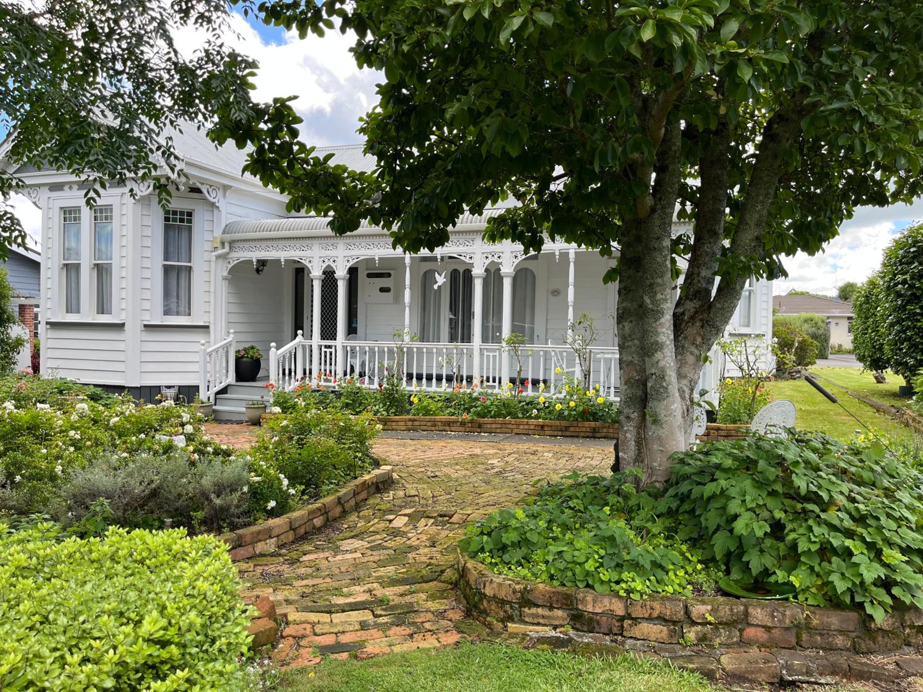 Chelsea House Bed & Breakfast
