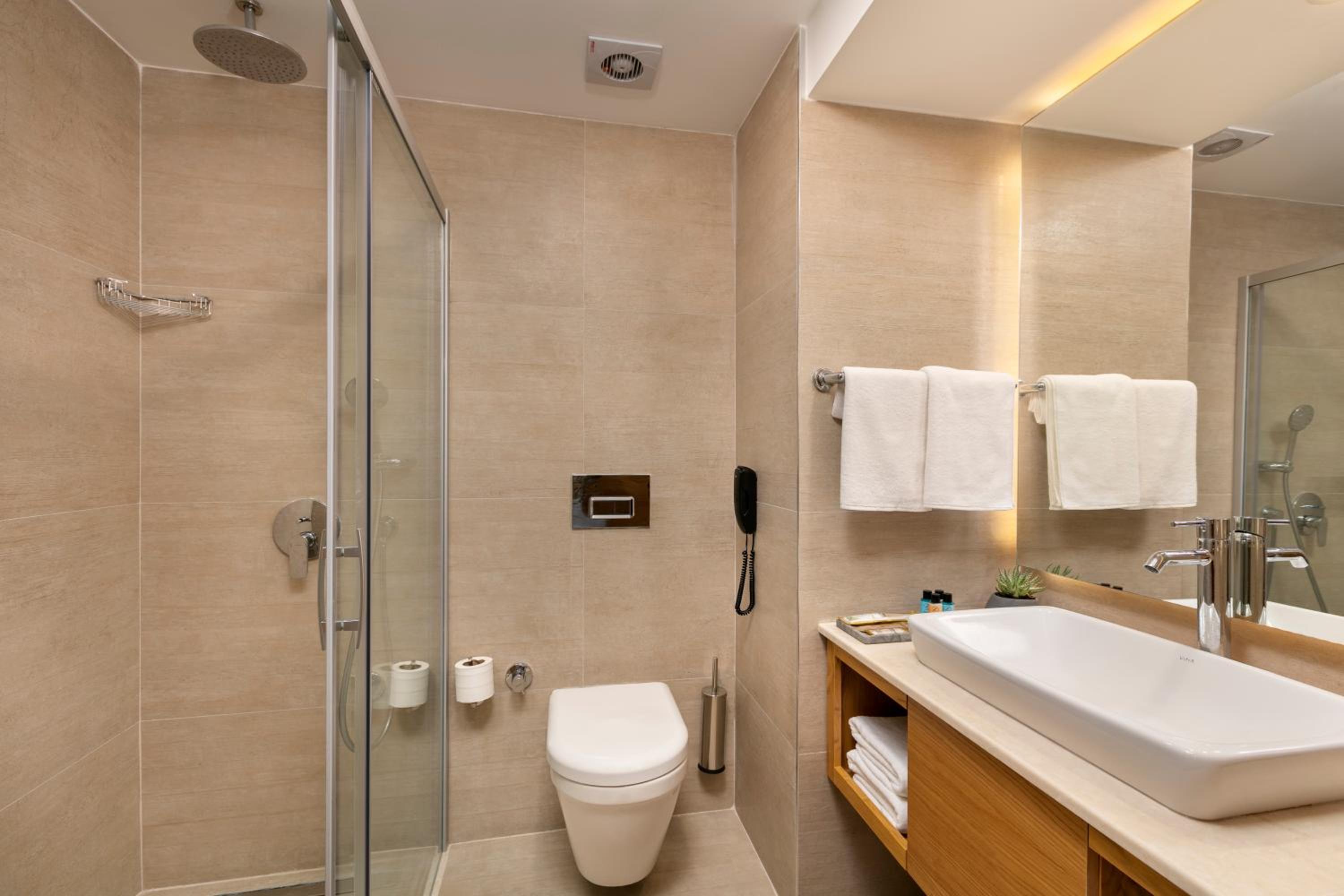 Pukka Hotel - Image 22