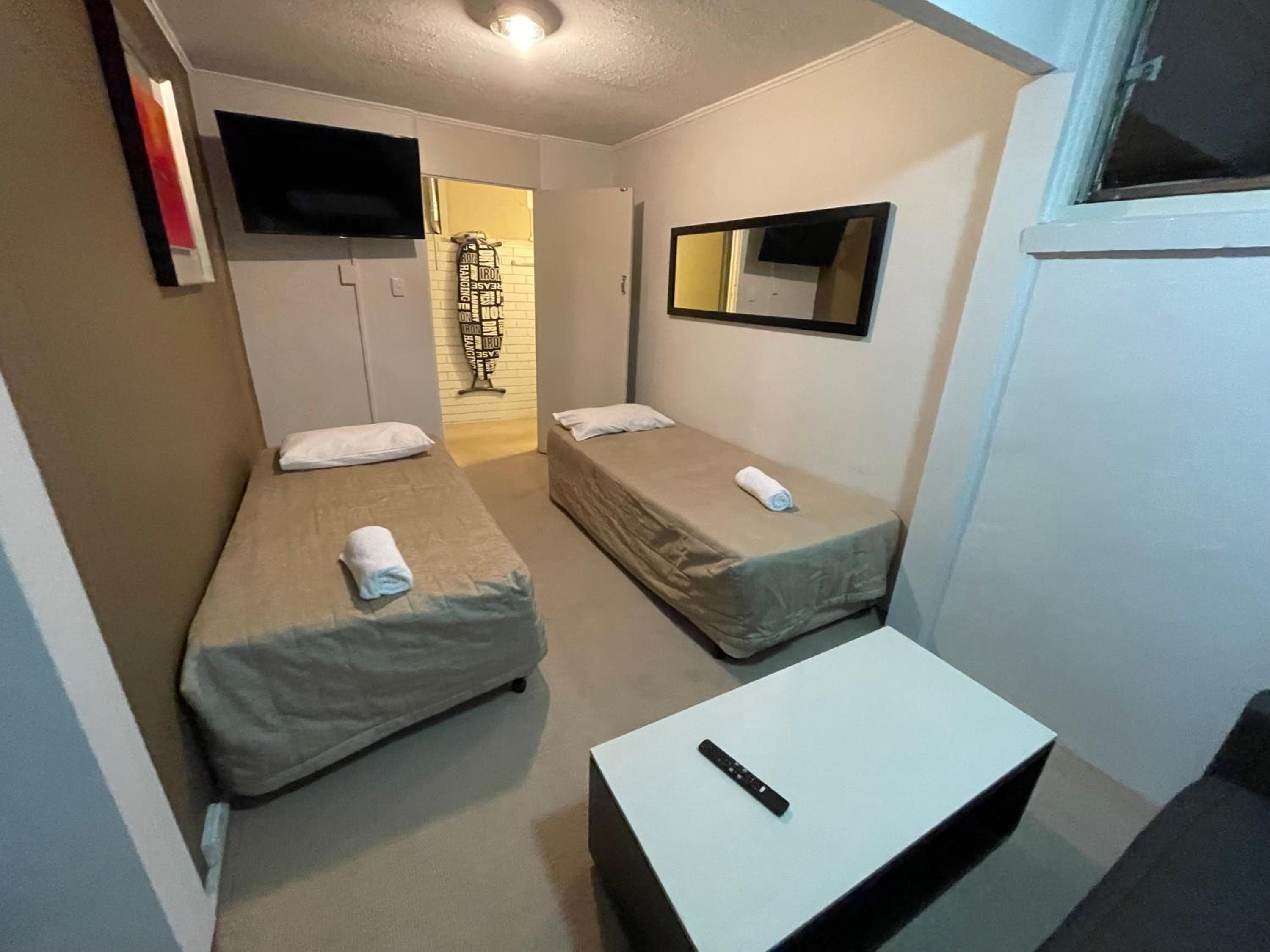 Mayfield Motel