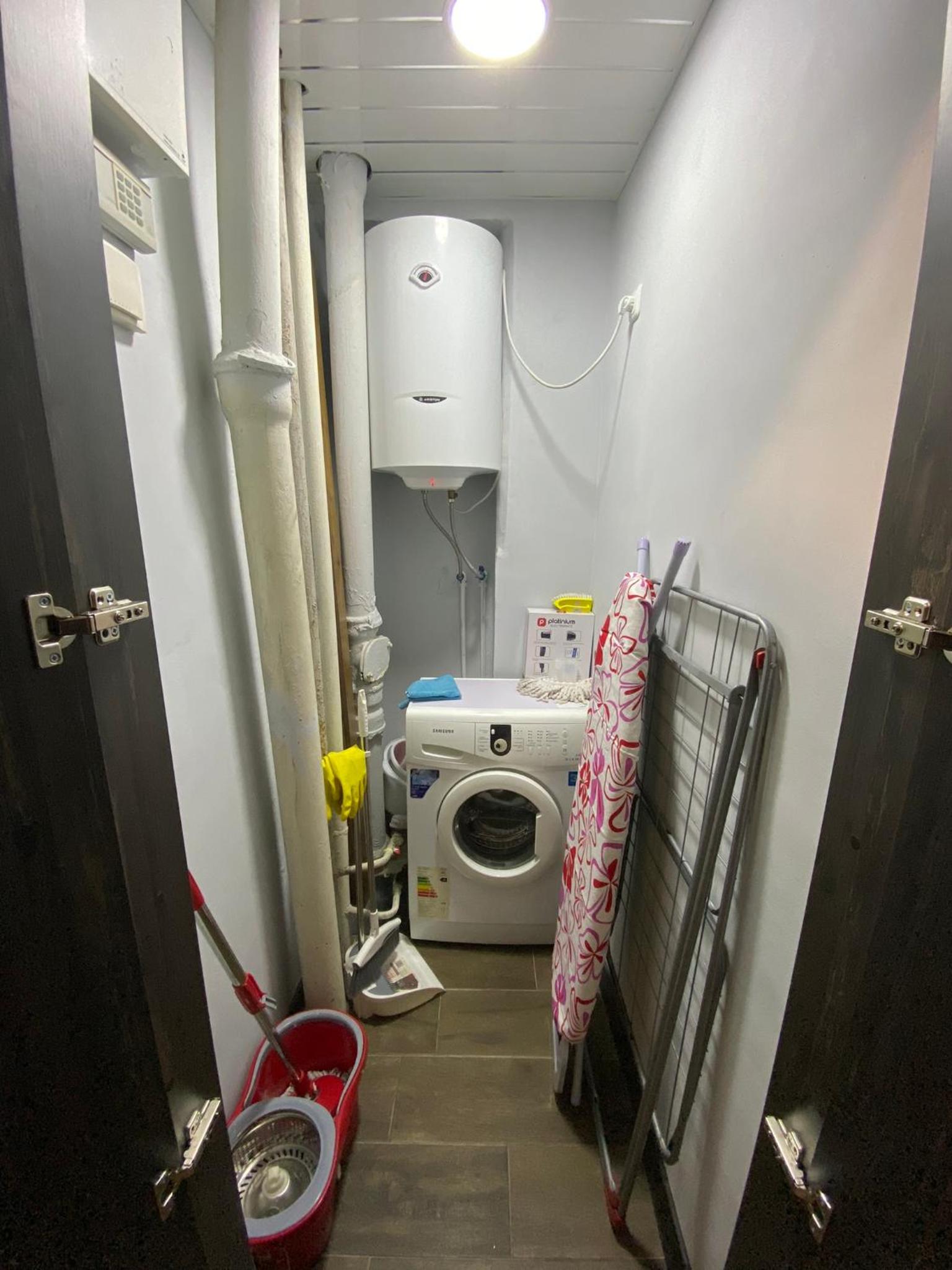 One Central Apartment