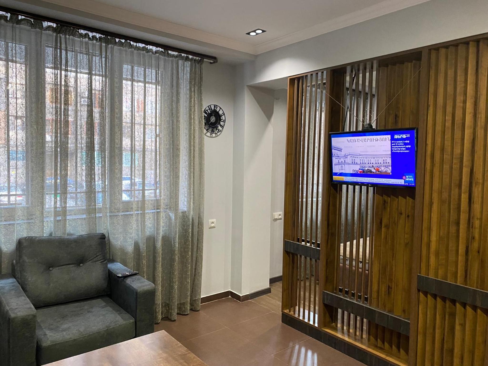 One Central Apartment