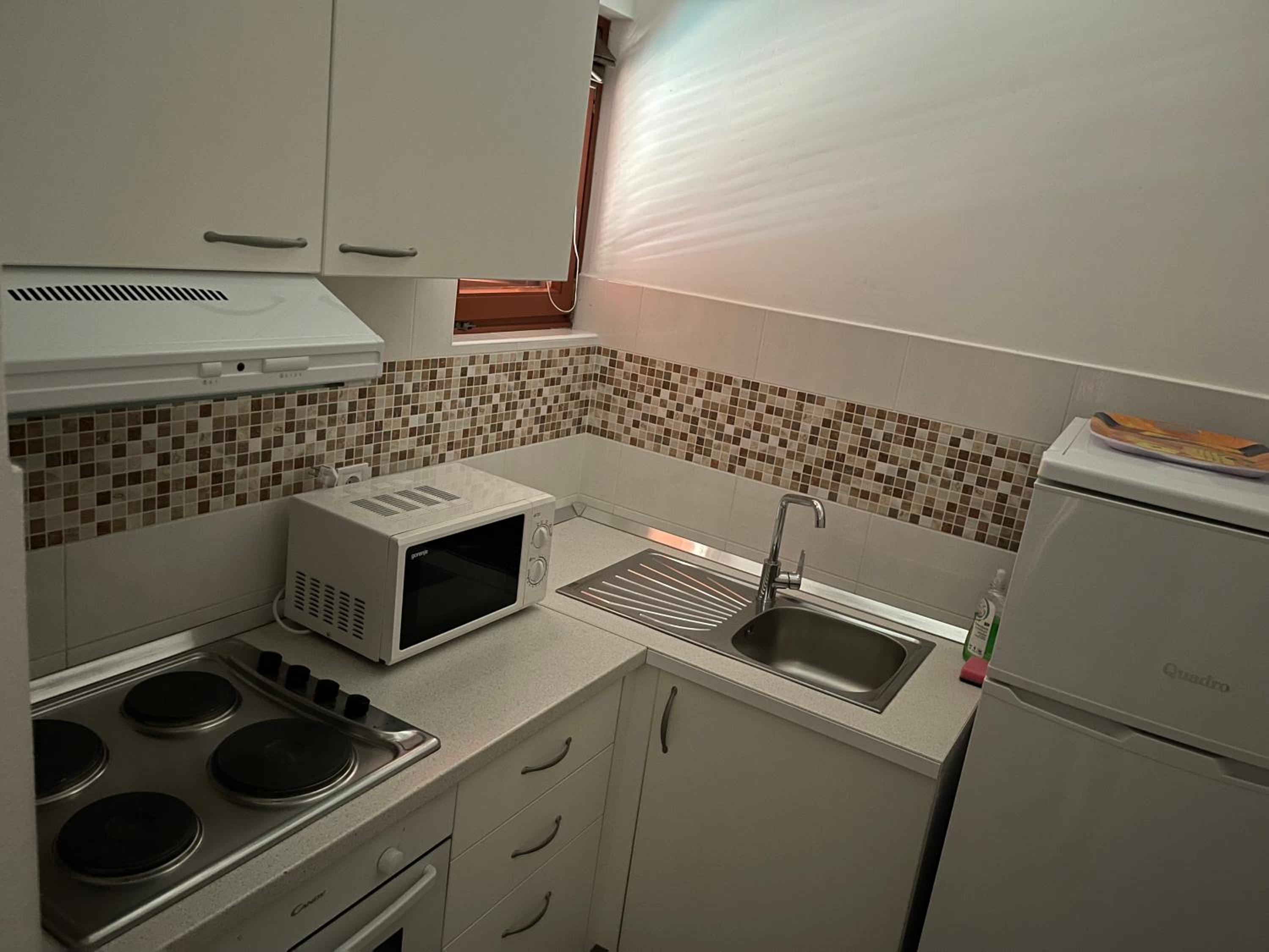 Apartments Zdjelar