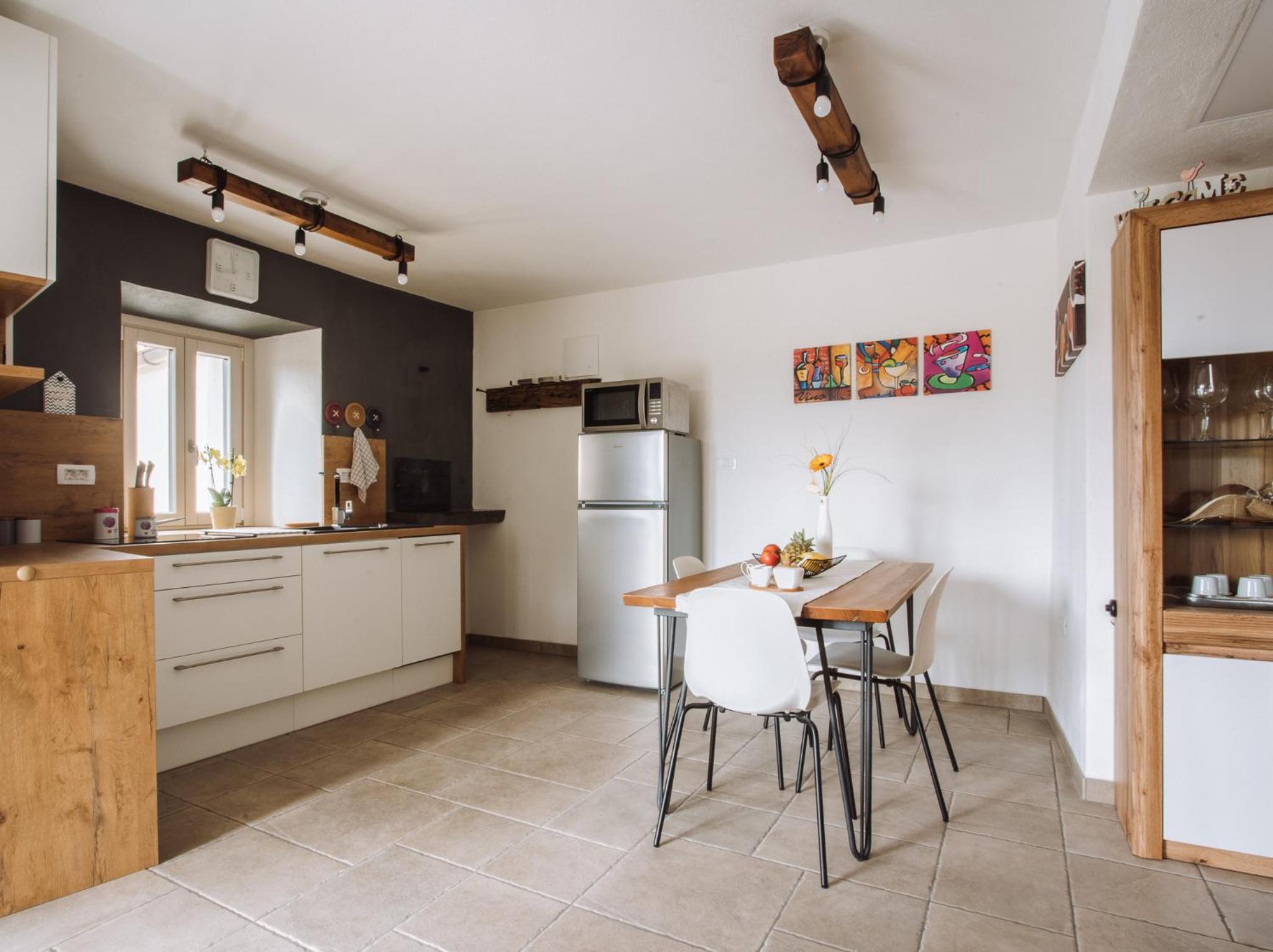 Apartma Ob stari murvi, Sežana