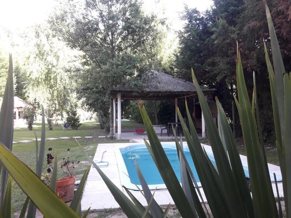 Hotel y Casa de Campo Oasis Campero - Ezeiza Aeropuerto -San Vicente