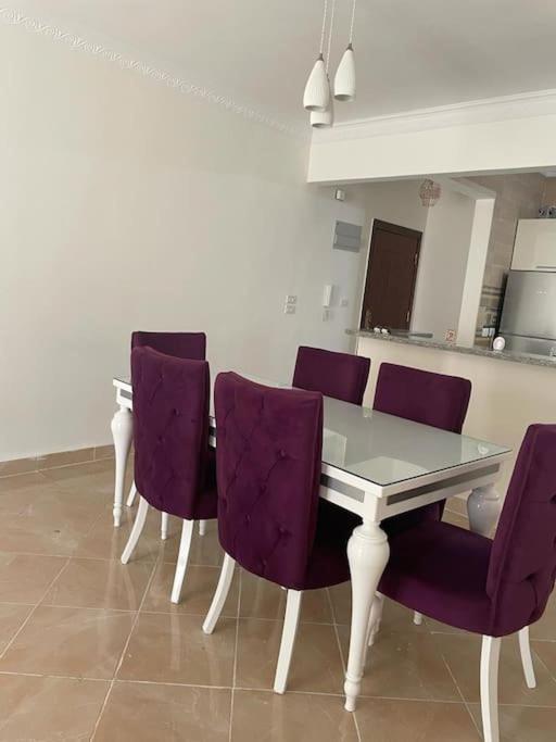Lovely 3 bedroom ground floor flat. Private garden