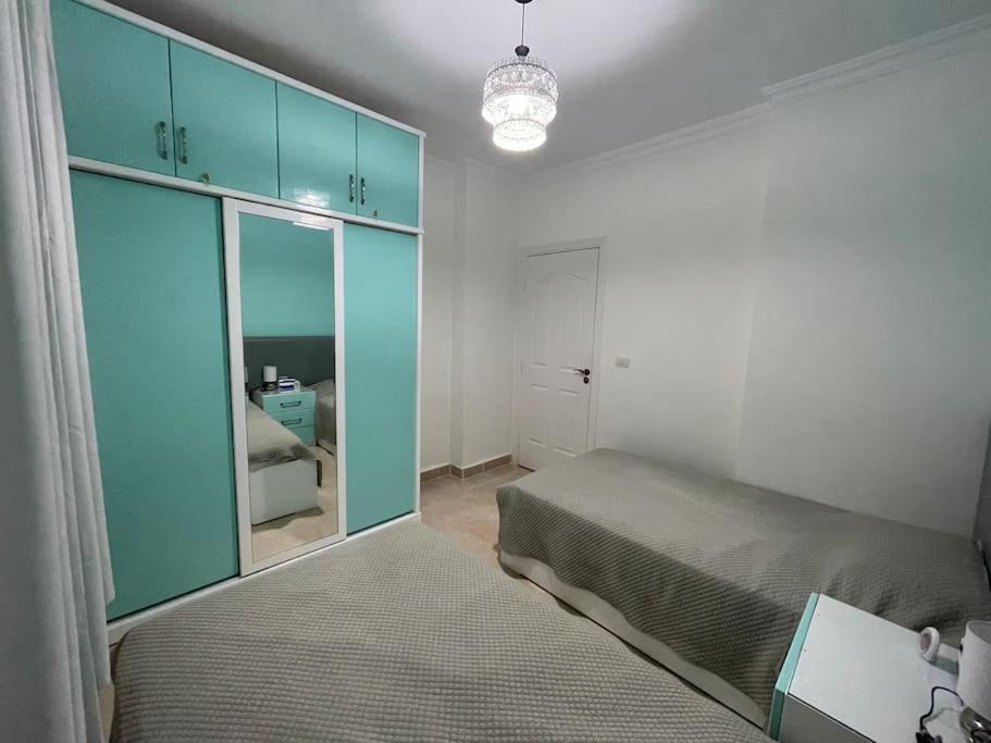 Lovely 3 bedroom ground floor flat. Private garden
