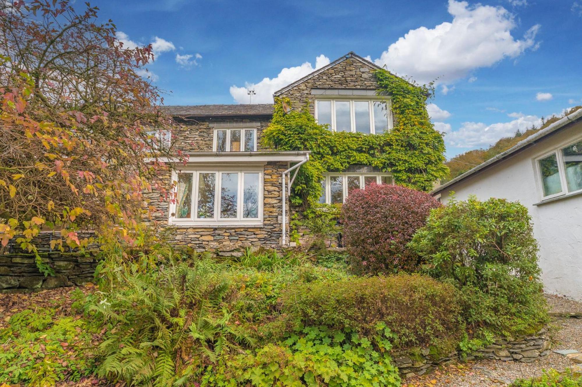 Waingarth Cottage Grizedale Forest & Satterthwaite view 2