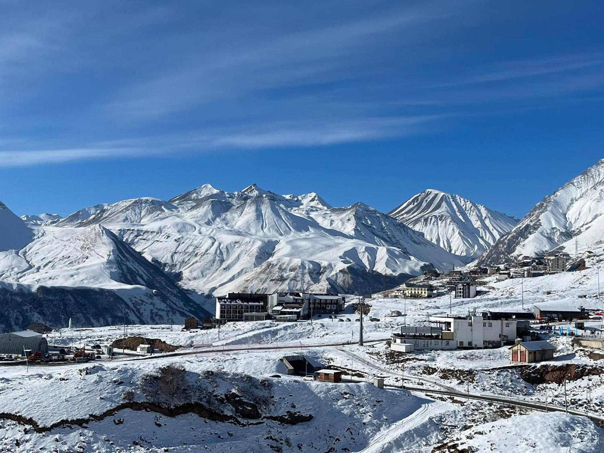 Delux apartment for 6 guest, new gudauri view 4