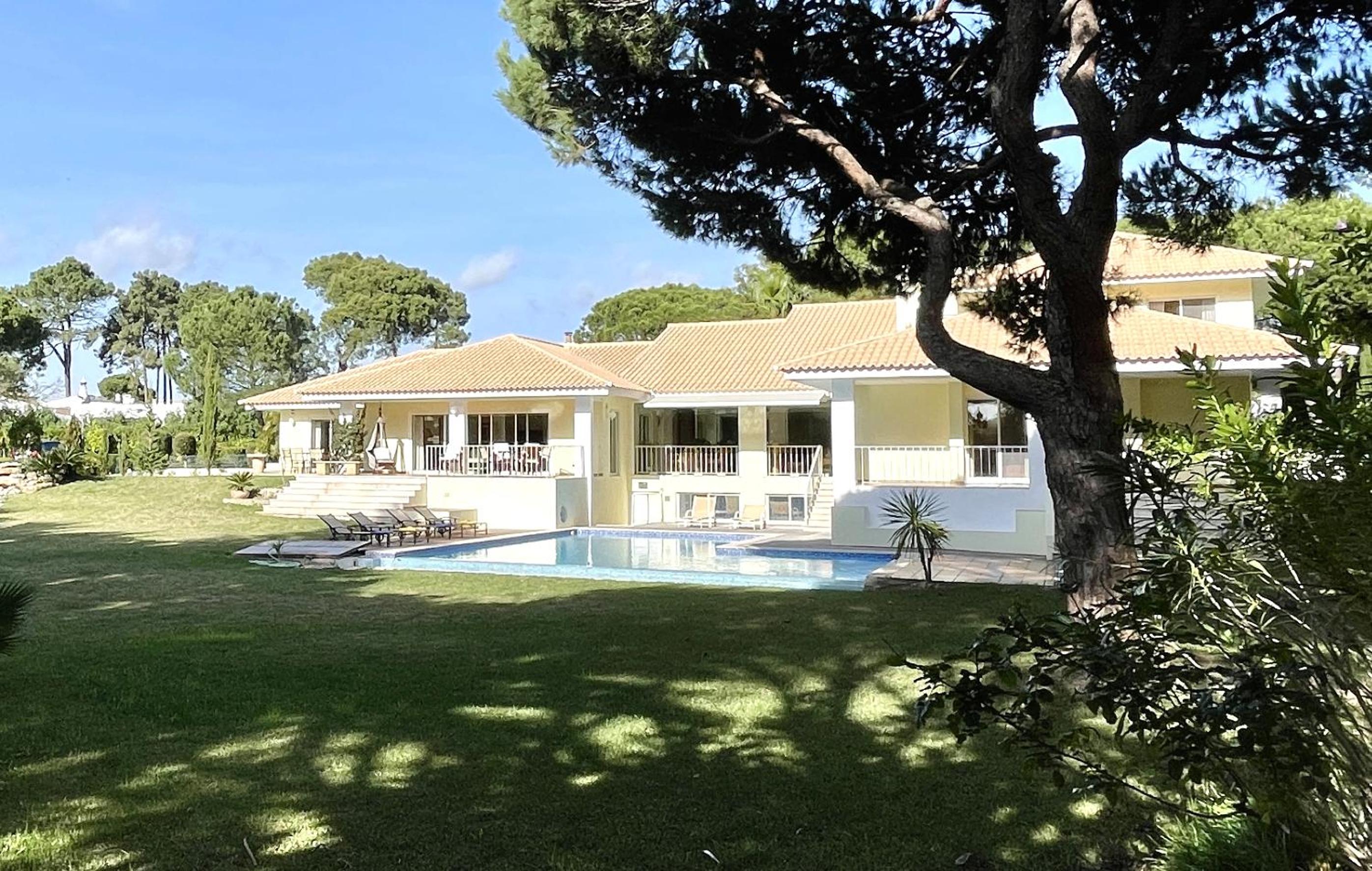 Azaleas - Private Pool - 12 Guests - Vilamoura view 4