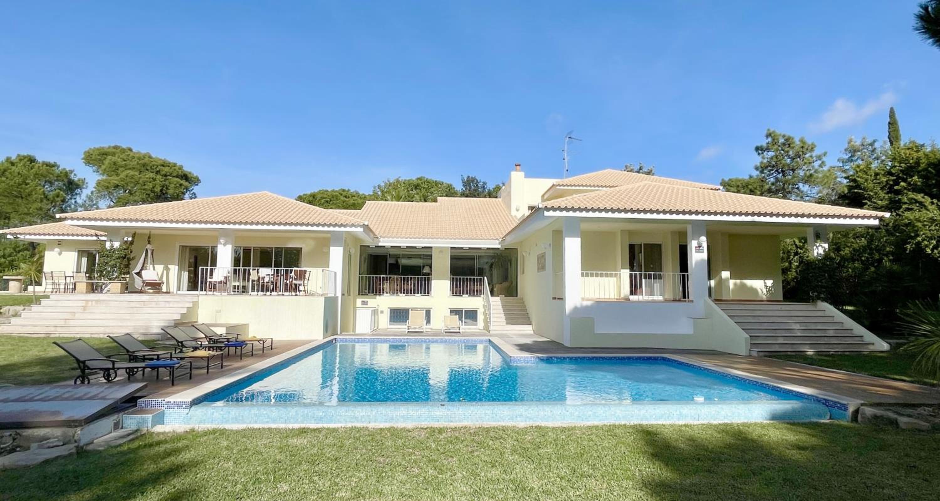 Hotel Azaleas by Check-in Portugal - Image 1