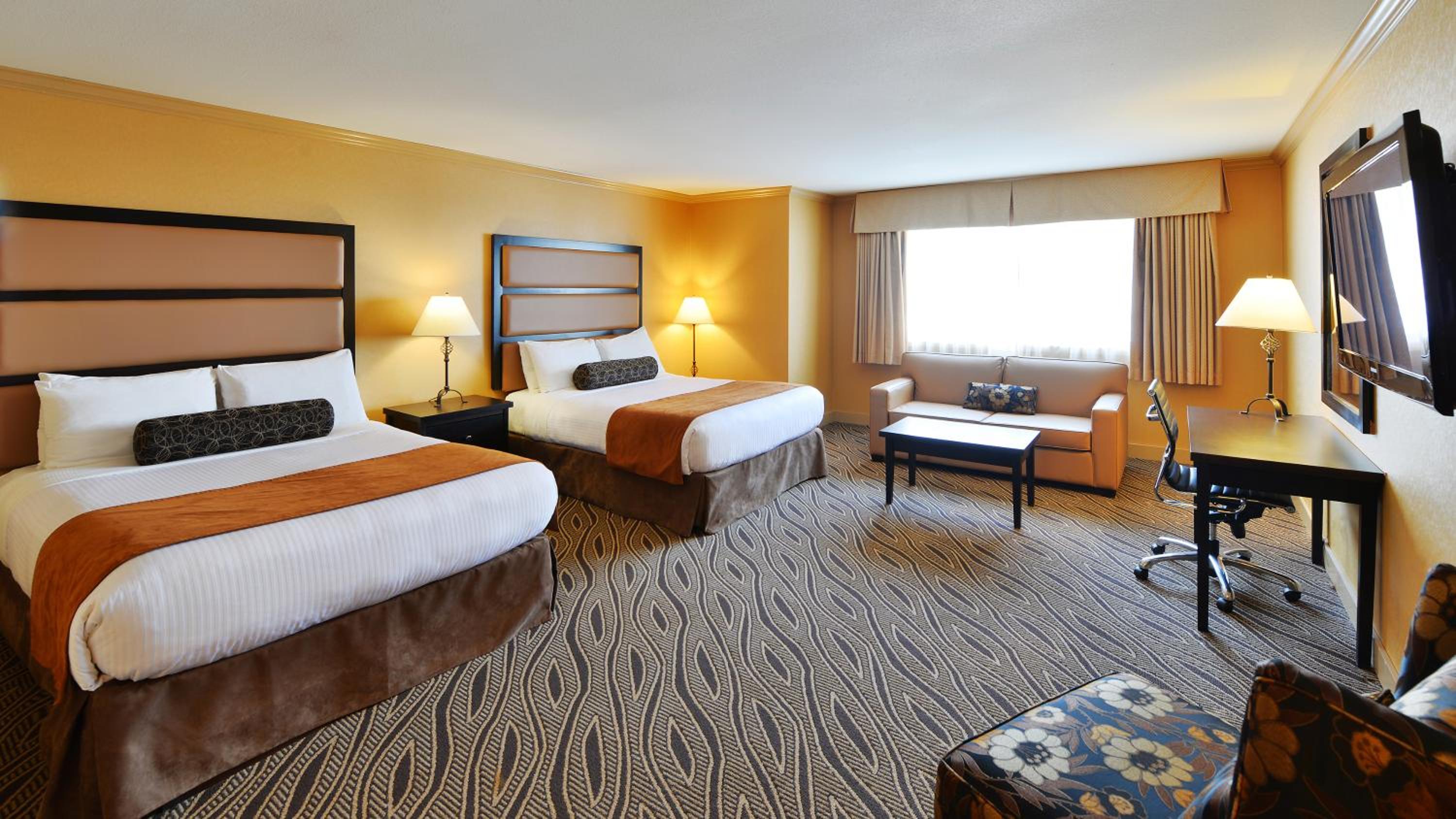 Golden Vacations - Prestige Inn Golden - Property Image 40