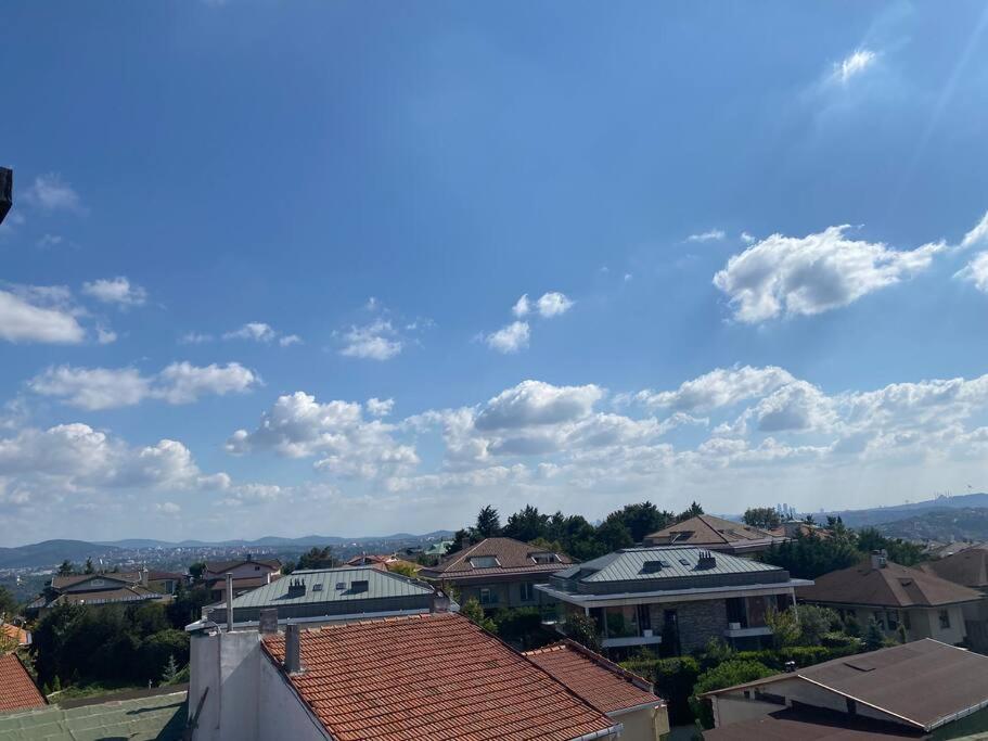 İstanbul Boğaz’ında, bahçeli, 5 katlı Villa-500m2