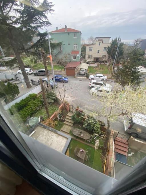 İstanbul Boğaz’ında, bahçeli, 5 katlı Villa-500m2