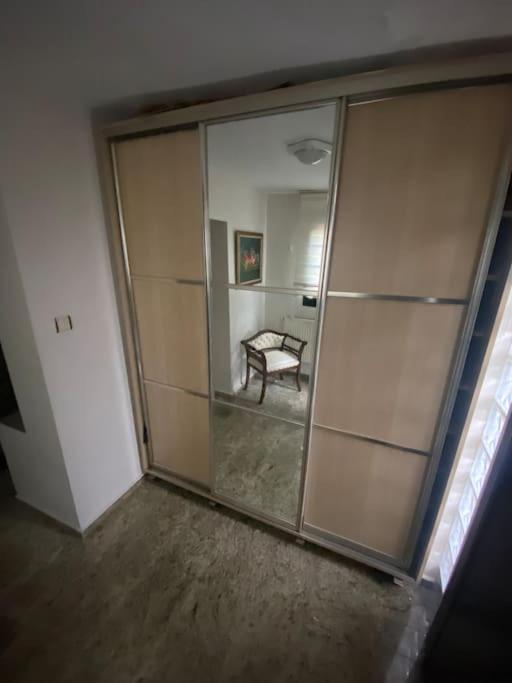 İstanbul Boğaz’ında, bahçeli, 5 katlı Villa-500m2