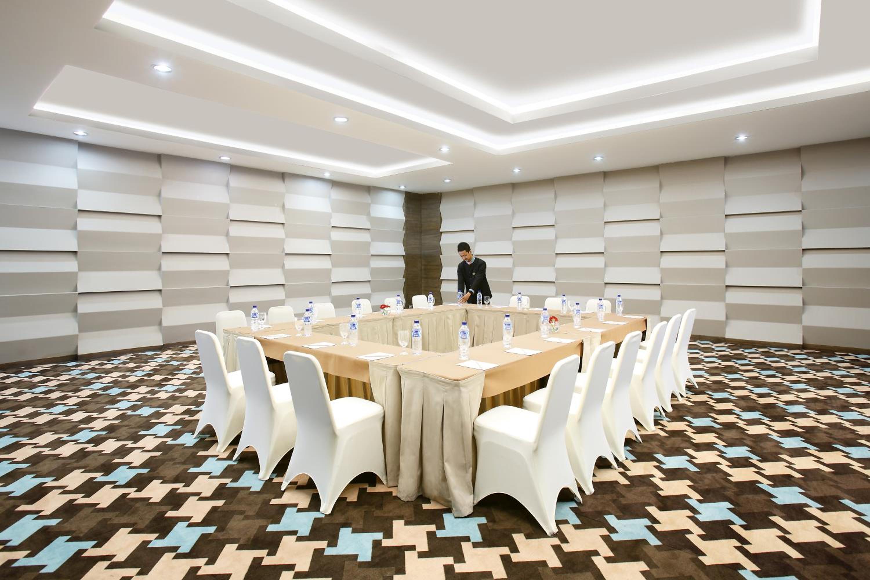 meeting & event spaces