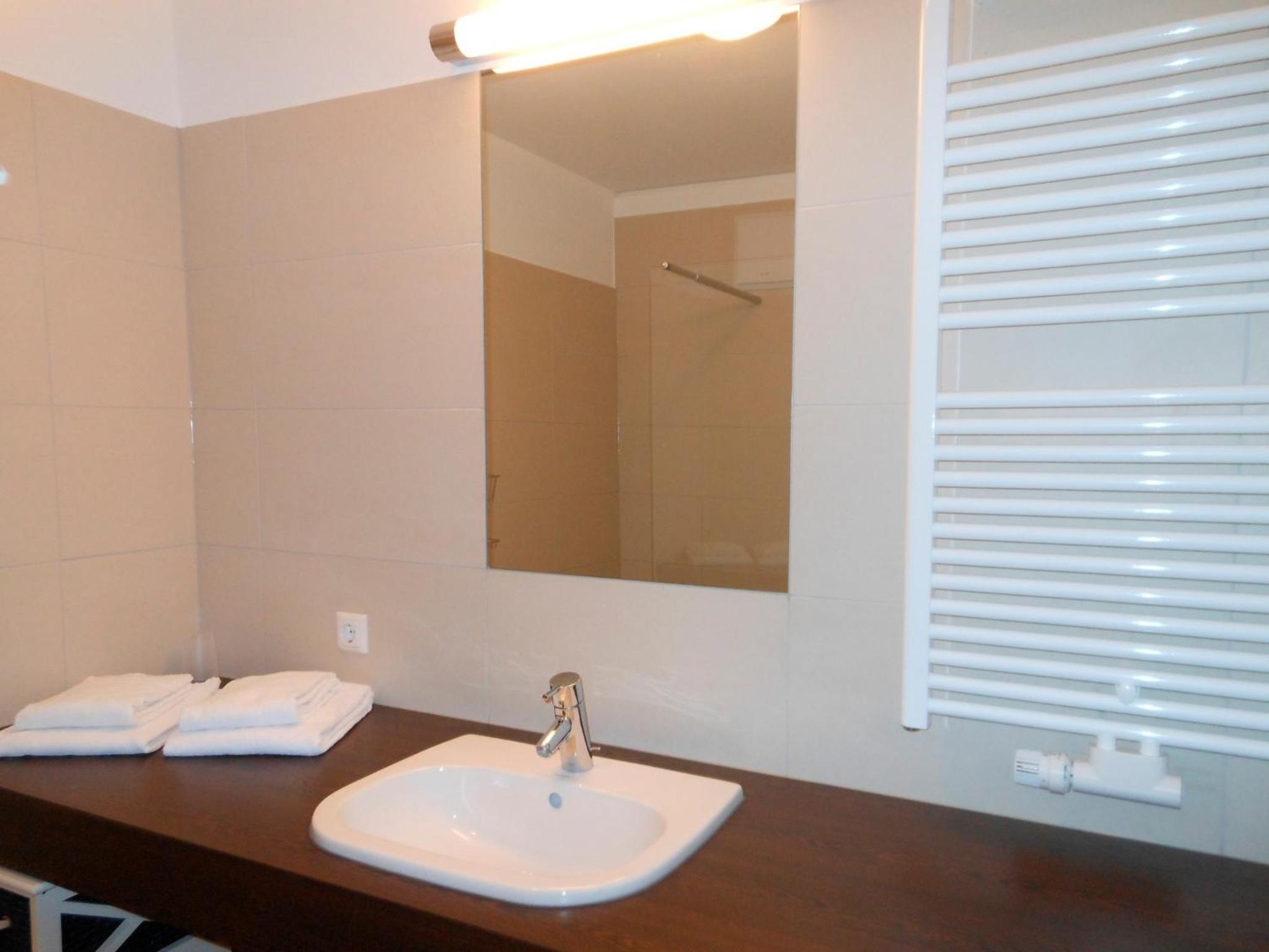 Apartment 32, Apartmenthaus Hafenspitze, Blickrichtung Binnenhafen Nordoffenes Meer