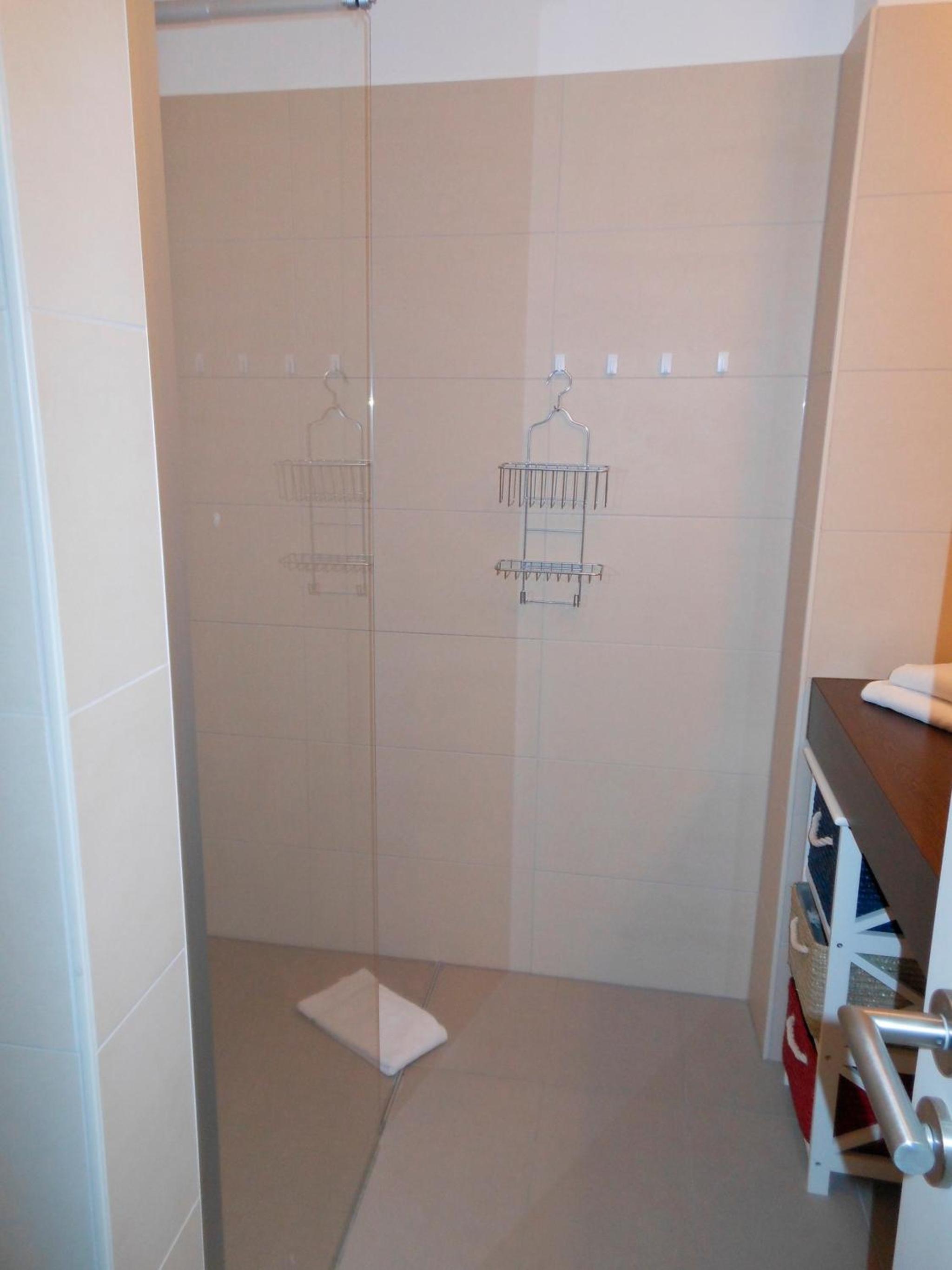 Apartment 32, Apartmenthaus Hafenspitze, Blickrichtung Binnenhafen Nordoffenes Meer