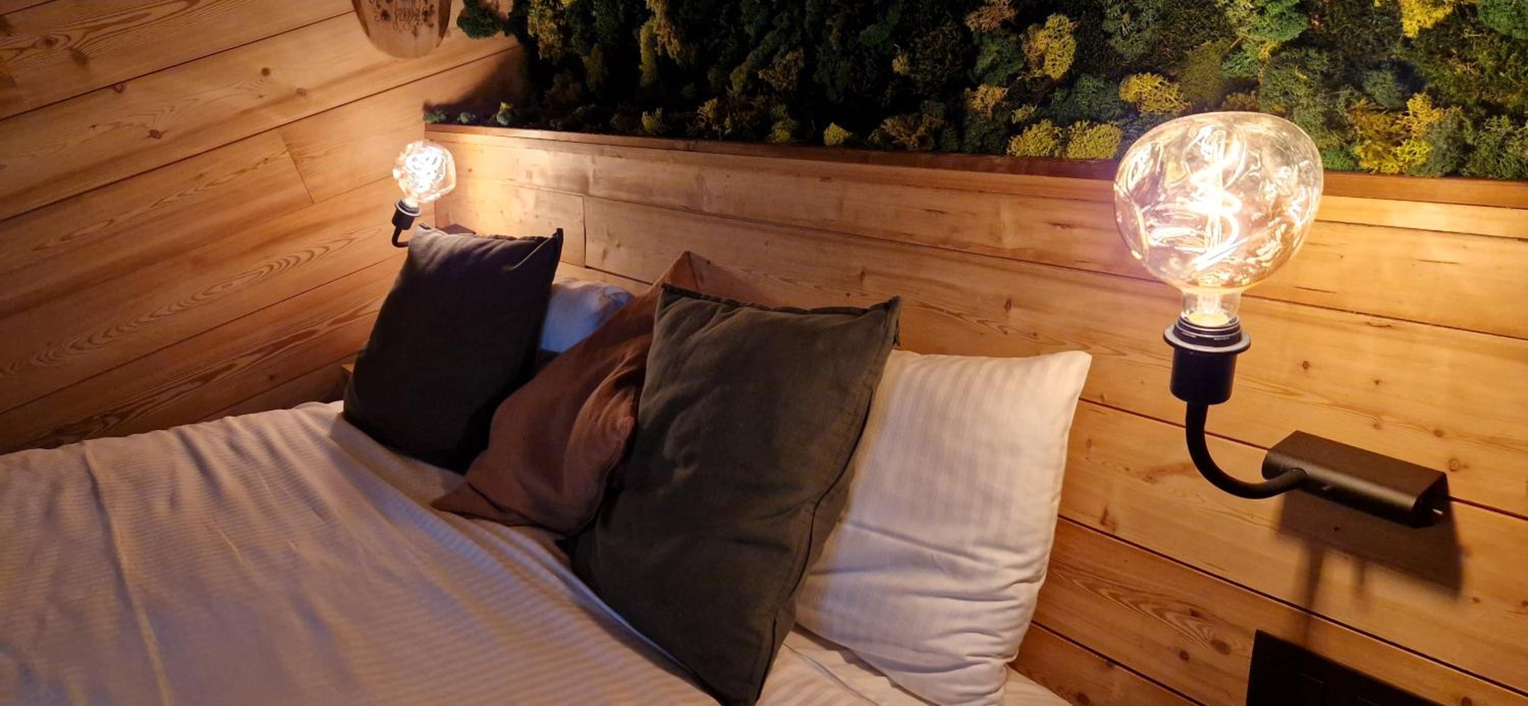 Utopia Village - Art & Nature Lodges