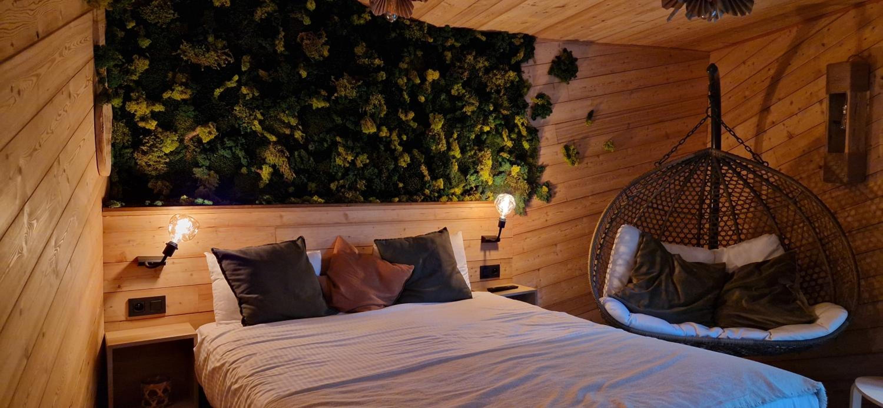 Utopia Village - Art & Nature Lodges