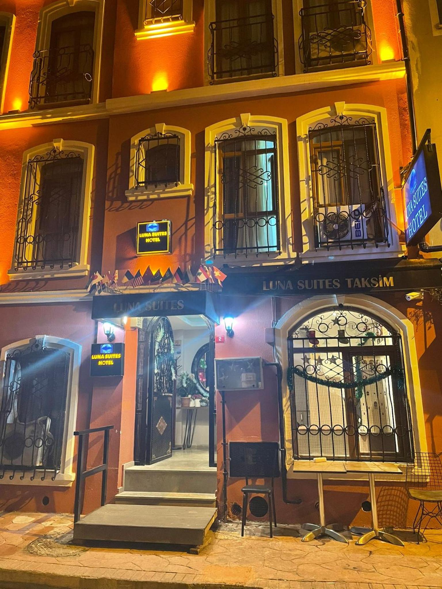 Luna Suites Taksim - Image 7